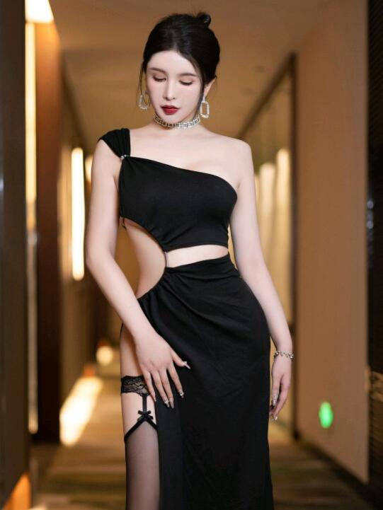 少妇被粗大猛进进出出S小说,一区二区三国产精华液,手机永久免费在线观看,欧美乱妇高清无乱码免费